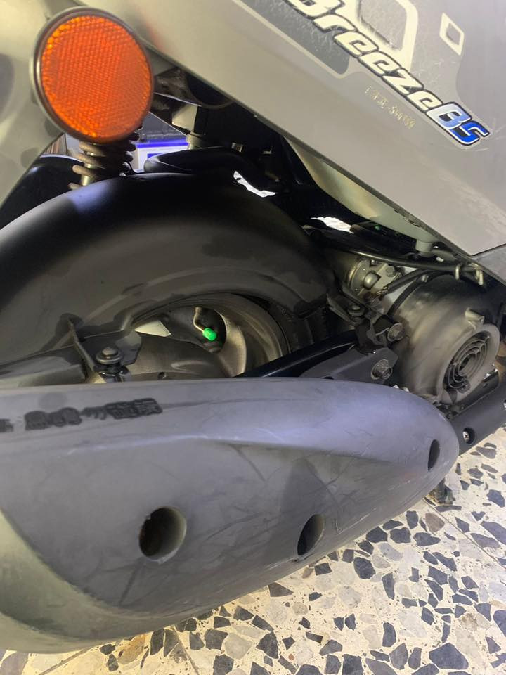 السلام عليكم 
بريز بغبغاء صارله شهر نازله من الرمبه 
مكفوله كفاله عامه 
مكانها الشيخ عمر 
دراجه اصوليه مكاتبه مال معرض موجوده
سعرها ١,٣٥٠
بيها مجال بسيط
للاستفسار
‭٠٧٧٢ ٦٩٩ ٠٧٣٥‬
