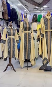 ملابس • حجز • مراسلة الصفحة