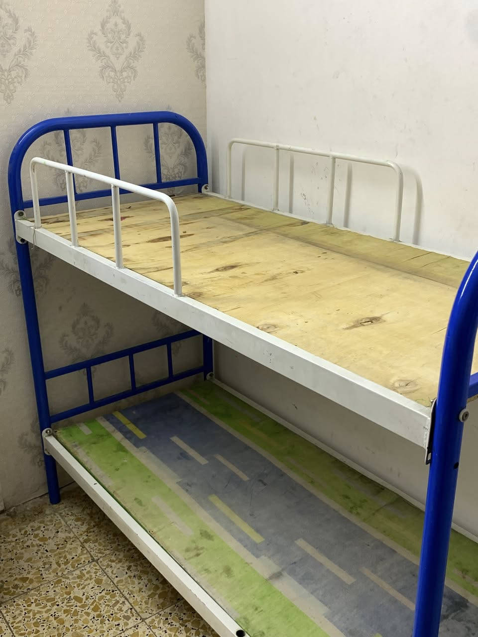 الباسكل سعره 75 والثلااجه سعره 50 بس بيه عطل بصيط والجربايه سعره 75 وهذاني الجينكو  اربعه سعرهن 75   مكان بغداد


**إذا كنت صاحب هذا الإعلان وتريد حذفه لأي سبب، رجاءا أرسل رسالة إلى الدعم الفني**