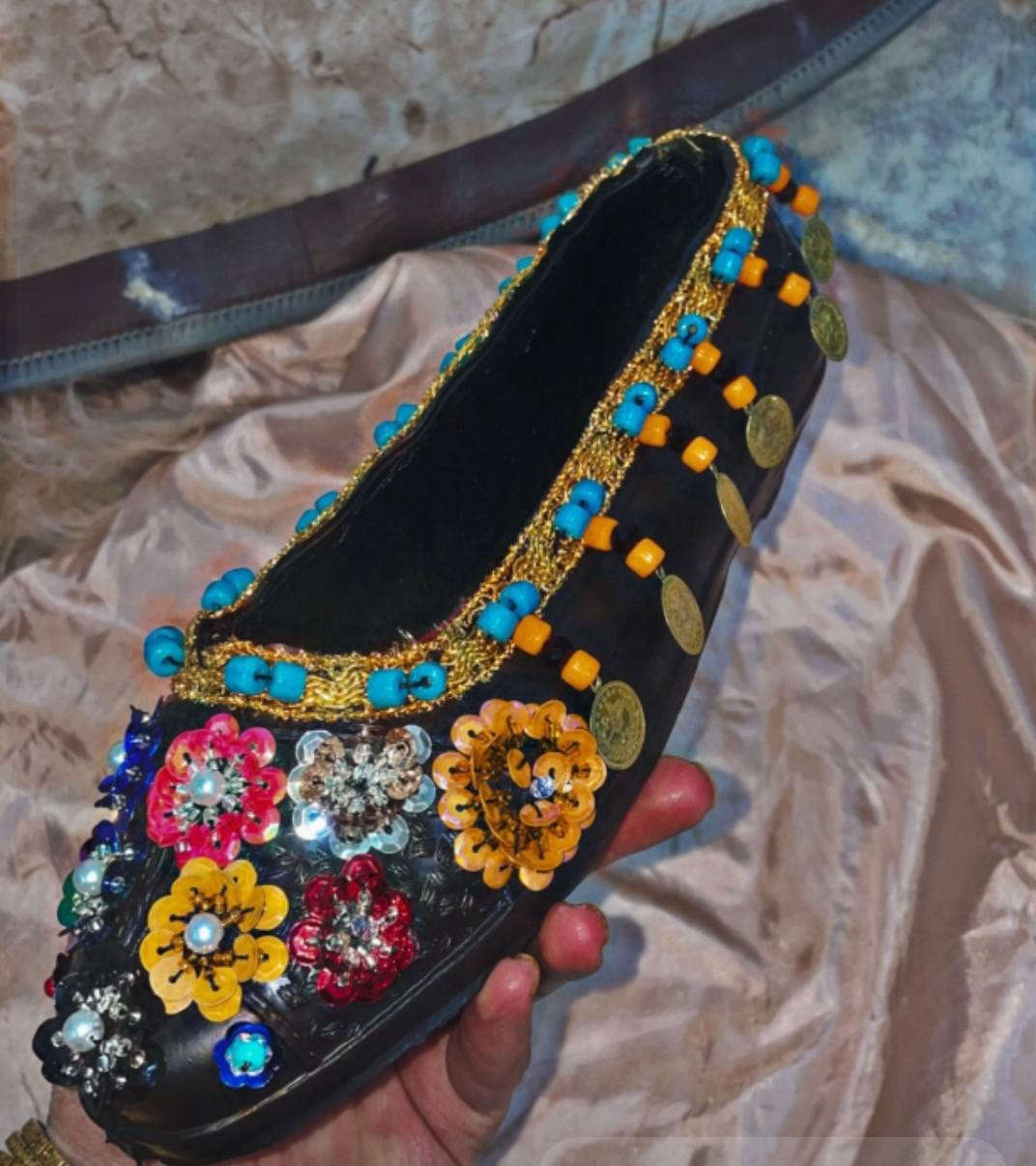 هەرکەسێک ویستی کۆمێنت بکات خۆم چاتی بۆاکەم


**إذا كنت صاحب هذا الإعلان وتريد حذفه لأي سبب، رجاءا أرسل رسالة إلى الدعم الفني**