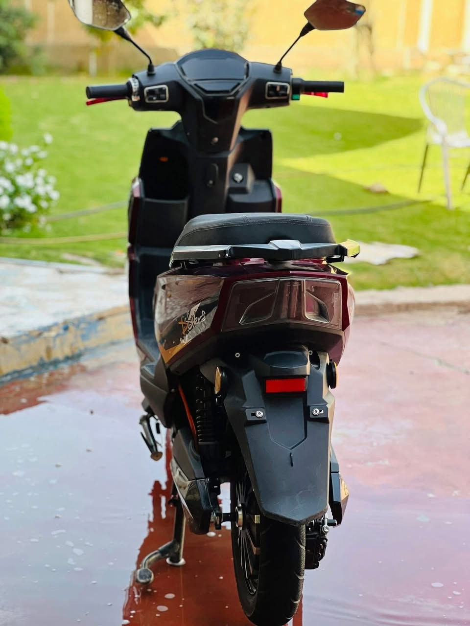 دراجه شحن للبيع او مراوس ابانزين 

6 بطاريات دبل 

سرعه 80  

موديل 2025

 ***********
