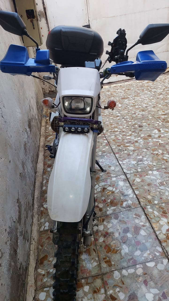 السلام عليكم اخوان عن اذن صاحب الكروب المحترم قفاز يوماها غزاله للبيع محرك 225 لدراجه   كامله كل نقص مابيه فقط الجنطه مو مالتي  وعله ايدي  السعر 15 ورقه$ 
 *********** لشراي يتصل  وخادم
