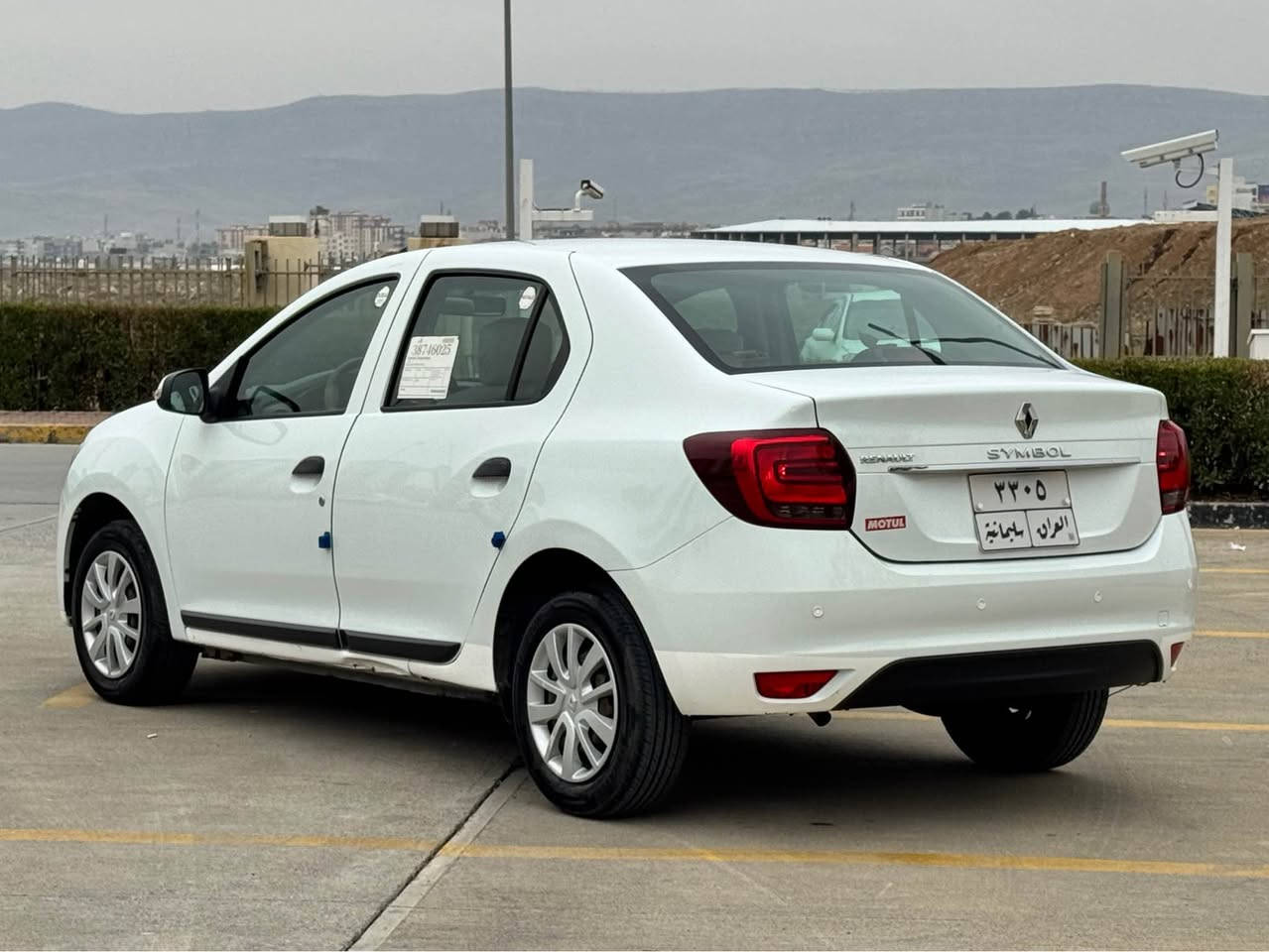 ‏بسم الله الرحمن الرحيم

ڕینۆی سیمبول ٢٠٢٠ بێ بۆیاخ و تەرزە و سارد ٦١٠٠٠کم ڕۆیشتوە سفری ئێرەیەو دوو سویچی لەگەڵدایە سەیارەکە زۆر پاکەو بێ مەسرەفە گێڕو مەکینە تەبرید بەشەرت پاتری و تایەی تازەی لەسەرە سەنەوی بەسەرە چووە و تەحویل و غەرامەی بەشەرتە و ڕەقەمی لەگەڵ نیە لەکاتی تەحویل ڕەقەمێکی تازەت دەدرێتێ، نرخی ٩٤ گەڵایەو مەجالێکی کەم 
ژ.م:-*********** السليمانية, العراق
