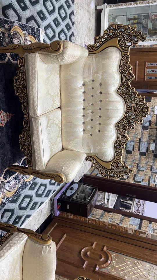 السلام عليكم تخم 10مقاعد الديوم سعره 150قفل اتصلوا على هذا الرقم ***********@الجميع
