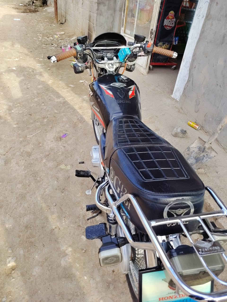 سلام عليكم دراجه تايكر البيع موديل ٢٥ سعر ٦٥٠ وبيهه مجال مكان بابل جبله رقم ***********
