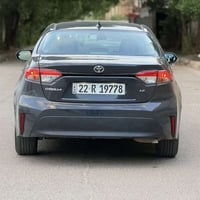 سلام وعليكم  كورلا موديل 2024 LE لون سمنتي وارد امريكي  بدون ارباك  ما...