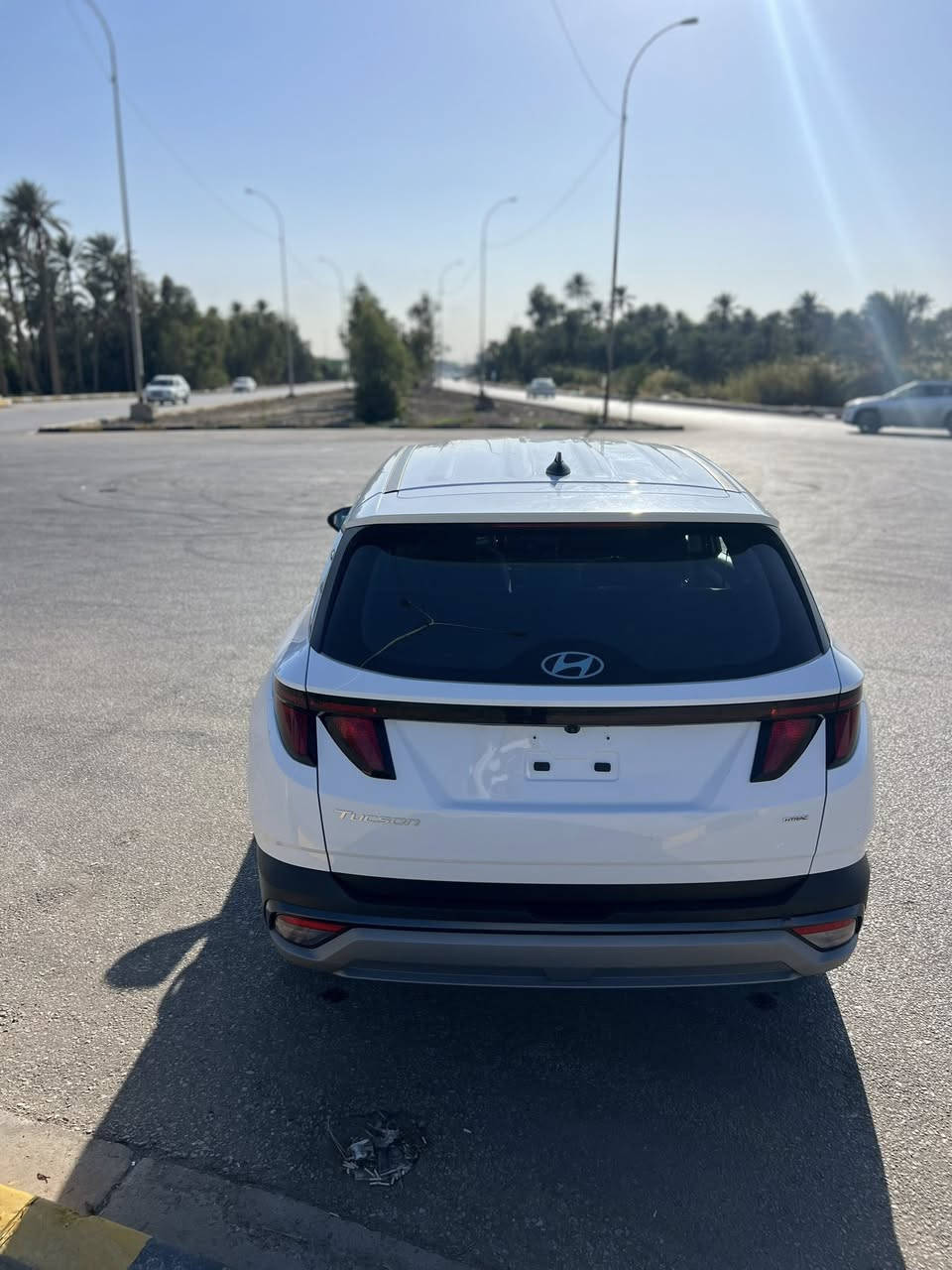 سلام عليكم توسان 2025 دخول جديد أمريكي  حادث بسيط مقدمه البنيد صبغ والجاملغ راجع نفس موضح ب الصور راديتر مملعوب بي ؏وضعه ماشيه13 الف بدون ايرباك 
موصفاته 
بصمه 
بصمه أبواب 
مكينه 2:5
رادار امامي جانبي خلفي 
دشبول متصل 
شاشه كارب بلي 
كأمره خلفيه 
قياده ذاتيه 
إطفاء ذاتي 
سايد بريك بصمه 
لد نهاري ليلي 
فور ويل 
205 وبي مجال 
مكانه / الحله 
هـ/***********

ملاحظه / السياره بدون رقم تترقم جميع المحافظات
