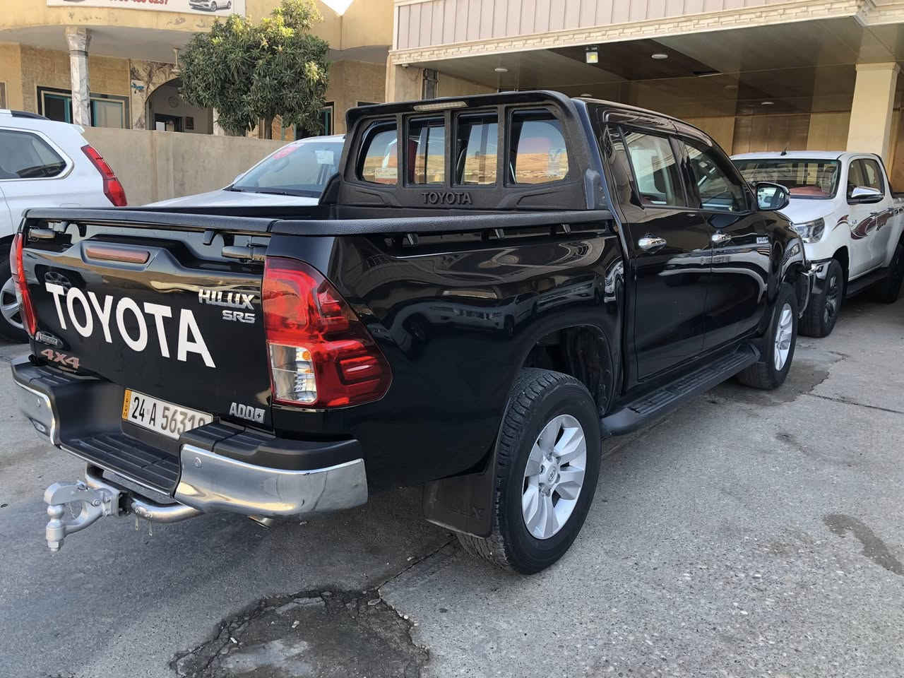 بسم الله الرحمن الرحيم
تويوتا هايلوكس ٢٠١٩  شركة جهان 
بدون صبخ و بارد دعامي لي دعامي شرط
ماشية ١١٢ الف كيلو 
سنوي جديد حتي  ٢٠٢٩
***********
***********
