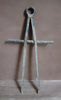 للبيع هوك سحب الطول متر السعر ٣٠ /الف هاتف ٠٧٧٠٣٤٨٩٣٦٩