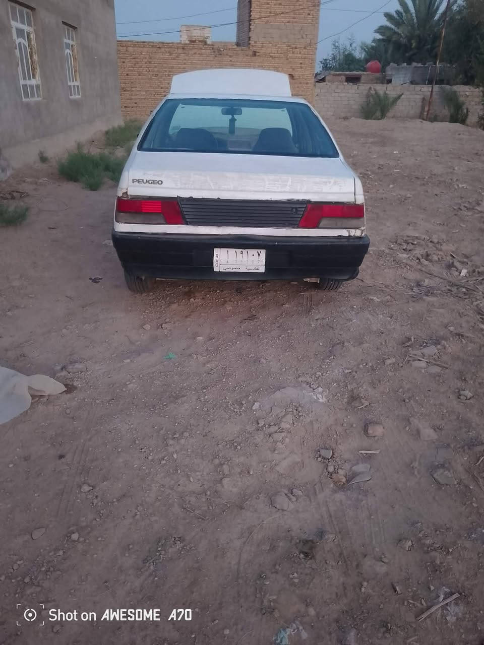 بيجو روى للبيع سياره جاهزه مكينه وكير مكان الديوانية السعر 20وبيها مجال رقم الهاتف /*********** مكلف بنشر
