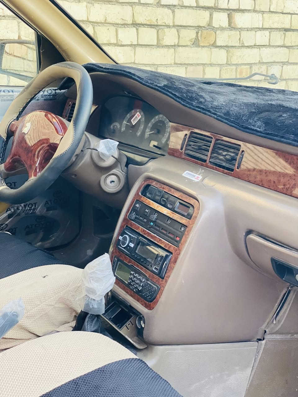 سمند موديل 11 للبيع كير جديد مكينه ستوني مجفت بعدهة عله السحك كهربائيات كلهة شغاله باتري جديد كلج جديد ستوني شاده سياره حلوه   صدر جديد 
السعر 26 وعليهة مليون و300 تنكطع من الحساب 
المكان بغداد مدينه الصدر 
الرقم ***********
