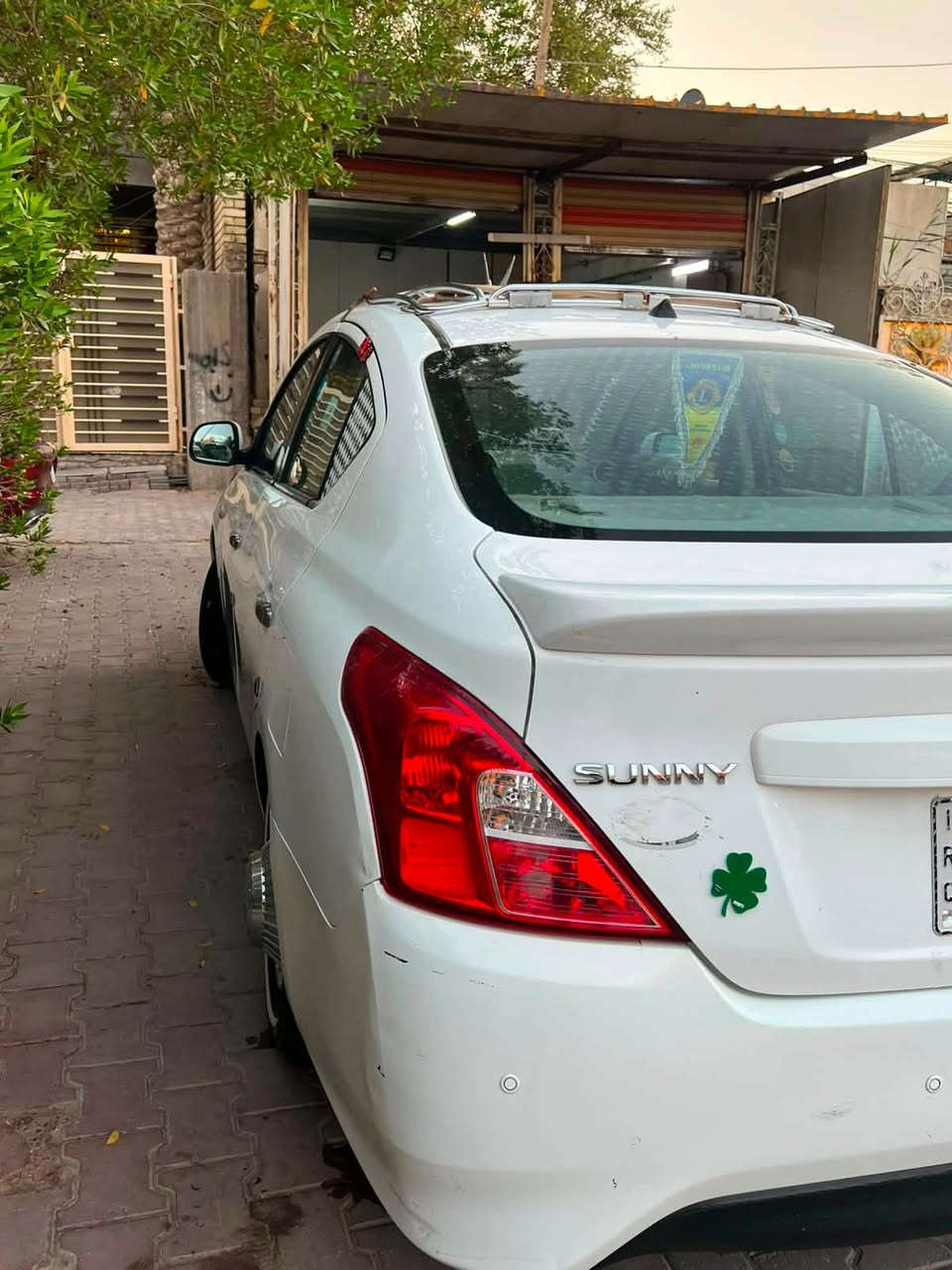 السلام عليكم نيسان مصري مديل2024 سيارة جديدة فقط بارد بل جاملغ الامامي الباقي كفاله عل سونر سيارة جاهزه ابيع هي وعراض البيها رقم بغداد بسمي سعر 111 وبيها مجال مكان بغداد شعب ***********
