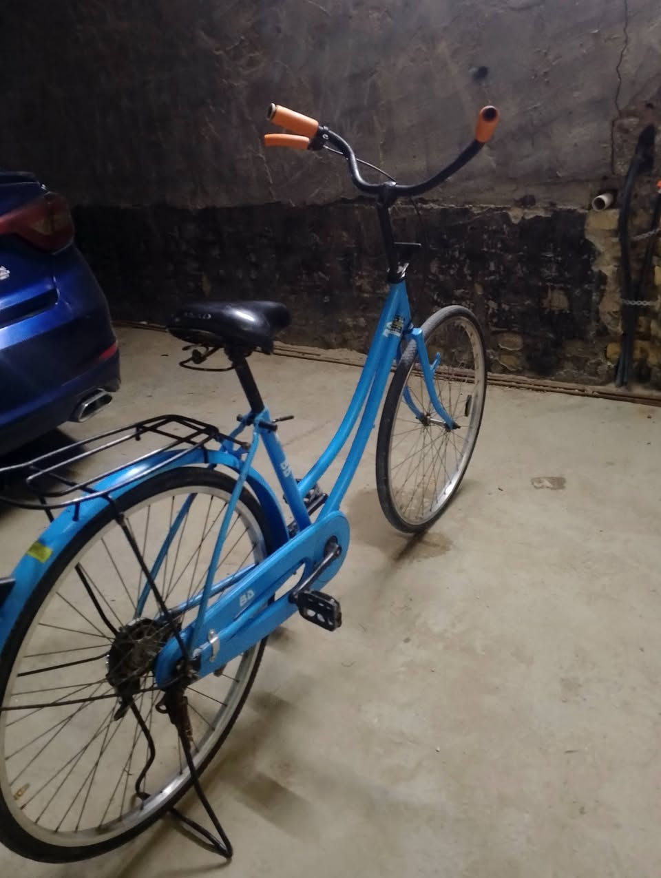 السلام عليكم بايسكل للبيع
بايسكل شركه مرغوبه BD
لون مميز بحري  مكفول 
كله شغال بريك دسك صغاره
يرجع جديد جوابه جدد
سعره 95 وبي مجال 
مكاني حله طريق سده محاويل
للاستفسار ***********
تحياتي للجميع .🤍

