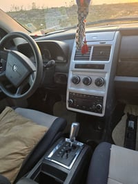 دوج جورني محرك 6خمسة راكب تخم تايرات سيارة جاهزة بسمي تحويل نفس اليوم ...