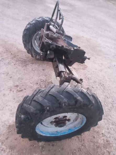 السلام عليكم  للبيع صدر مكينة فوركسن تركي موديل 2000  السعر 750 ألف  أوبي مجال للإستفسار اتصل ***********
