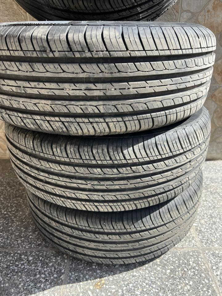 السلام عليكم شباب ويل 16 وياه تايرات نضافه 100‎%‎ انتاج 25 تاير صيني درجة اولى شوف  عينك نضافه 
*********** واتساب فقط مكاني بغداد السعر 300 الف
