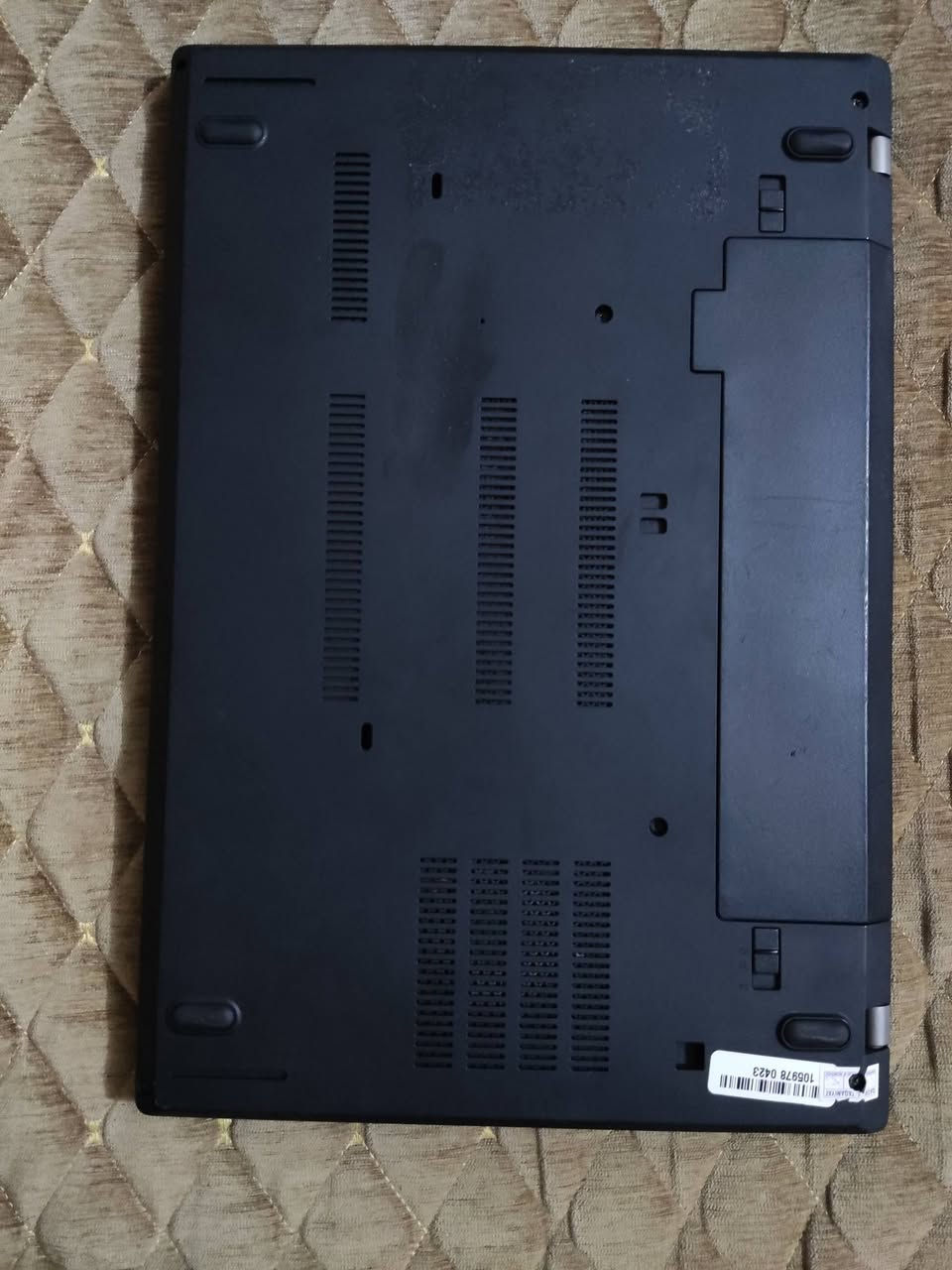 سلام عليكم.. لابتوب لينوفو
Lenovo Thinkpad T480

RAM 16GB ddr4 2666MT/s (قابل للزيادة)
CPU  I5-8250U
SSD  NVMe m.2 256gb (قابل للزيادة)
GPU intel UHD 620

يحتوي على بطاريتين داخلية+خارجية

شاشة 1080×1920 60hz

Windows 11 pro activated
نظام وندوز 11 برو مفعل اصلي
+ برامج مايكروسوفت اوفيس اصلية (اكسل، وورد، باوربوينت، وان نوت...)

عدة صورة وفيديو 4د تجربة وورد و عرض تاسك مانجر وبعض الالعاب ال2D و ال3D.

سعر 343 ألف


**إذا كنت صاحب هذا الإعلان وتريد حذفه لأي سبب، رجاءا أرسل رسالة إلى الدعم الفني**