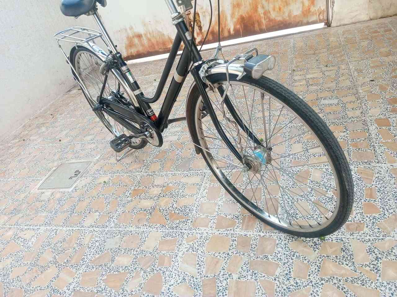 بايسكل للبيع 3كير لايت وحساس ويل استيل شخط مابيه   مكاني كركوك حي النصر


**إذا كنت صاحب هذا الإعلان وتريد حذفه لأي سبب، رجاءا أرسل رسالة إلى الدعم الفني**