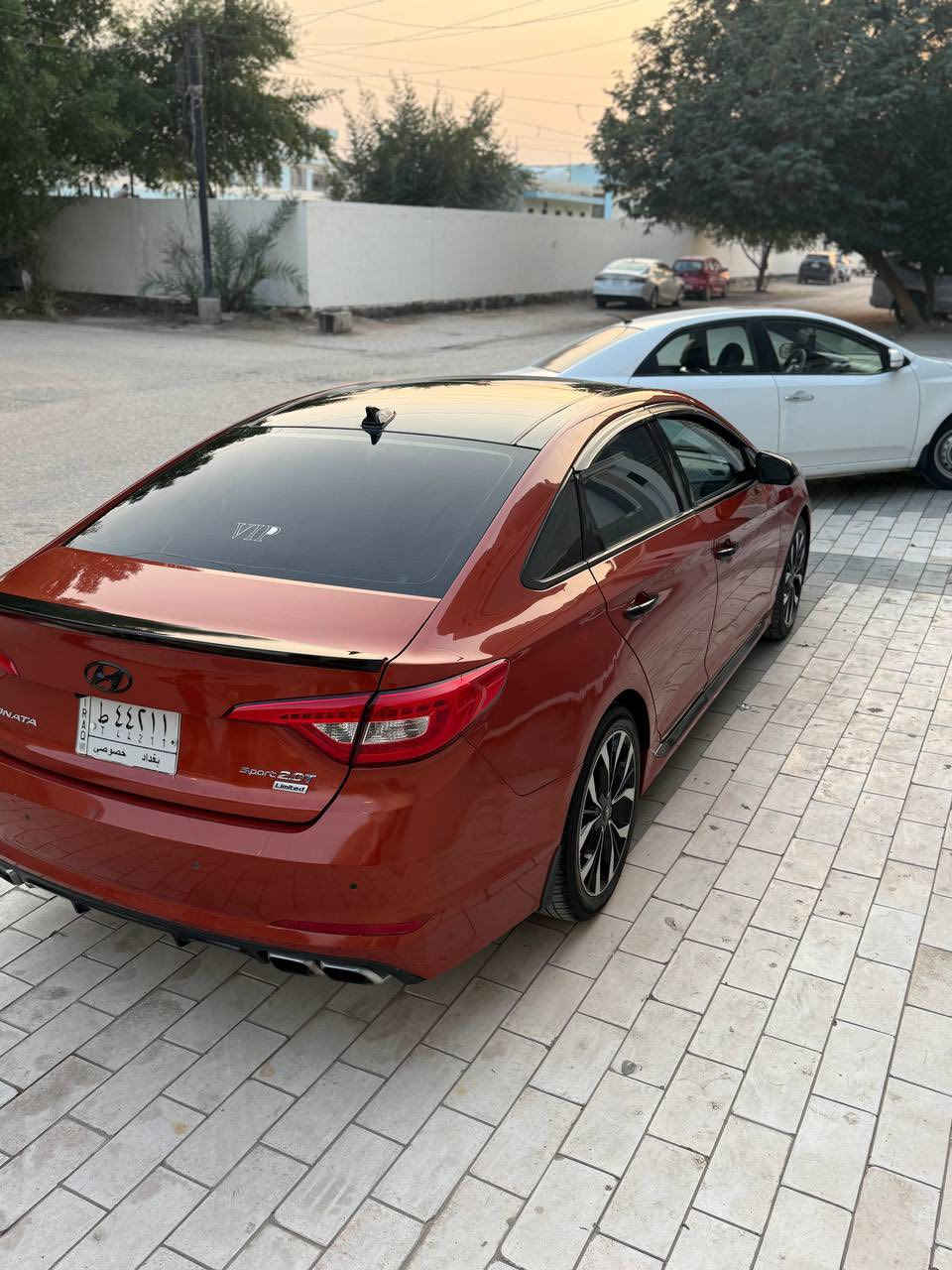 السلام عليكم
(وينه الي يدور النضيف والسريع🏁 والفول واللون المميز )
_هونداي سوناتا
_موديل 2015
_اعلى فئة VIP
_SPORT 2.0T_Limited
_القوى الحصانية🐎275
_الموصفات
1_فتحه سقف
2_بصمة تشغيل
3_بصمة ابواب
4_نضام ترحيب
5_شاشة كبيره
6_كامرة دوار
7_رادار امامي
8_رادار جانبي
9_مثبت سرعة
10_تحديد مسار
11_كشنات جلد مشمشي
12_تدفئة كشنات امامي وخلفي
13_تبريد كشنات امامي وخلفي
14 _كشنات كهرباء
15_جام AOTO
16_3وضيعات قياده
ايكو وسبورت ونورمال(الاعتيادي )
17_لايتات AOTO
18_منضومه زنون عدسات بلادي(نهاري) سعره450$
19_عين الشيطان لد نهاري احمر
20_لون مشمشي مميز بالسوناتا
21_نضام AOTO HOLD
22_سايد بريك بصمه
23_اشاير بالمري
24_سستم صوت سمعات انفنتي
25_دمام خلفي
26_شفتات ستيرن
27_ستيرن حرف Dالسبورت
28_تحكمات ستيرن جهتين
29_كشنات خزن 
30_بردات خلفيه بلادي
31_تبريد قطعتين ثلج ❄️❄️
32_تحكم تبريد بيانو
33_رادار امامي توقف ذاتي
34_اربع4 اكزوزات بلادي
35_ويل حجم 18 سبورت
36_دواخل لون اسود ملكي
37_نقط عمياء
38_تحكم مري كهرباء
39_سستم ستيل
40_حساسات امامي خلفي
41_مانع انزلاق
42_كامرة داش كام سعره ١٠٠الف
تيارات حداديه تبريد كله مكفول وجديد
♦️السياره الحادث جاملغ و بنيد و بيها بارد بالجاملغ الخلفي بس  اكفلك البدي كله كله كفاله
السياره ماشيه 90 الف ميل
[♦️محرك طك الكرتون جديده وين ما جان افحص دهن امزويل وبانزين محسن وما مفتوح  وكير كفاله جديد طك الكرتون  ] السياره جديده وفول وحلى من صور تجي وتشوف 🟧 السعر 148وبي مجال مكان السياره النجف ومتواجد على الفيس ‭ ‭‬ / 0785 000 0655‬
بي وتساب @
