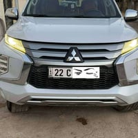 سياره باجيرو موديل 2020  موصفاتها  شاشه  كامره خلفيه حساسات امامي وخلف...