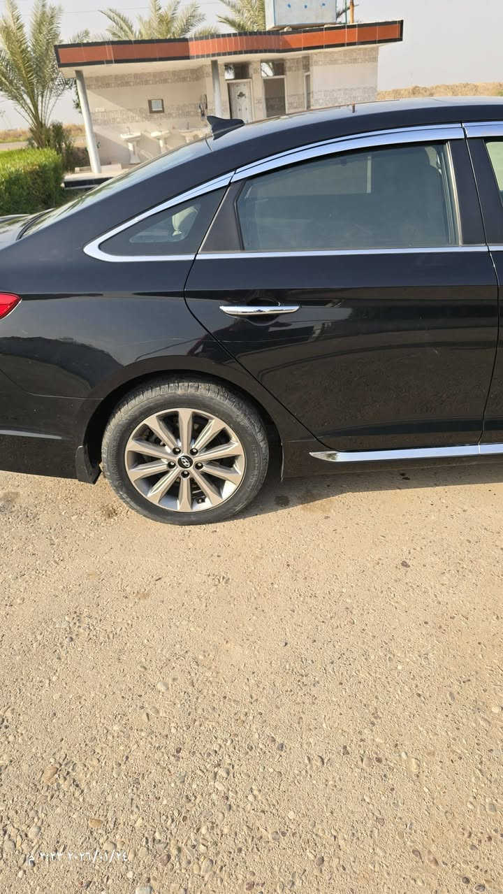 سوناتا للبيع امريكي 2017 ضرر بنيد بمريكه الباقي مكفول فول 1\1
رقم سليمانيه انكليزي  سعر 150 بيه مجال  
 رقم الهاتف***********
