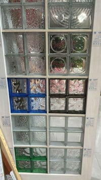 طابوق زجاجي للشاورات وللقواطع ....مفرغ من الهواء مانع للحراره يدخل الا...