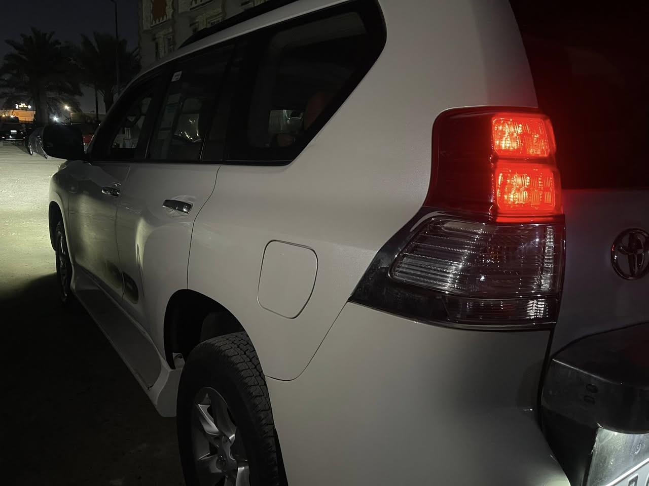 برادو 13 سته سلندر دبل تانكي اسبير تعليك رقم بغداد ماشيه 122 مكفوله من كشر ومحرك وكير كله بلاديه مكانها زيونه سعرها 290 $ للاتصال ***********
