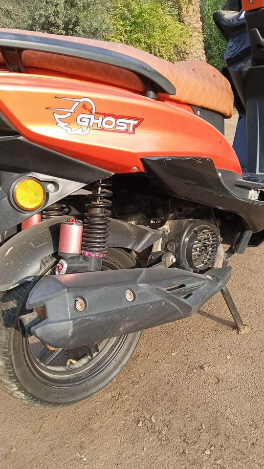 دراجه سكنس شبح للبيع موديل 2023 دراجه حلوه ونضيفه وكلشي ماناقصه بس بيه خيط دخان خفيف السعر 450 وبيه مجال مكاني قريب مدينه سيد الأوصياء *********** وبي واتساب
