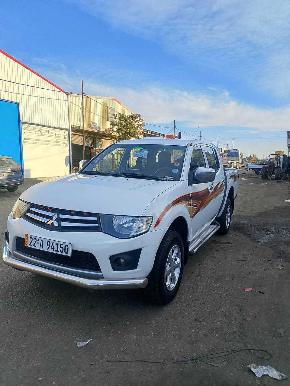 مستربوشي فور ويل محرك گاز 
سنوايه راقم جديد 
موديل 2009
راقم موبايل ***********
                  ***********
