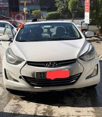 النتره خليجي  موديل (2015)    محرك 1800 المرغوب سياره باسمي تخم تايرات...