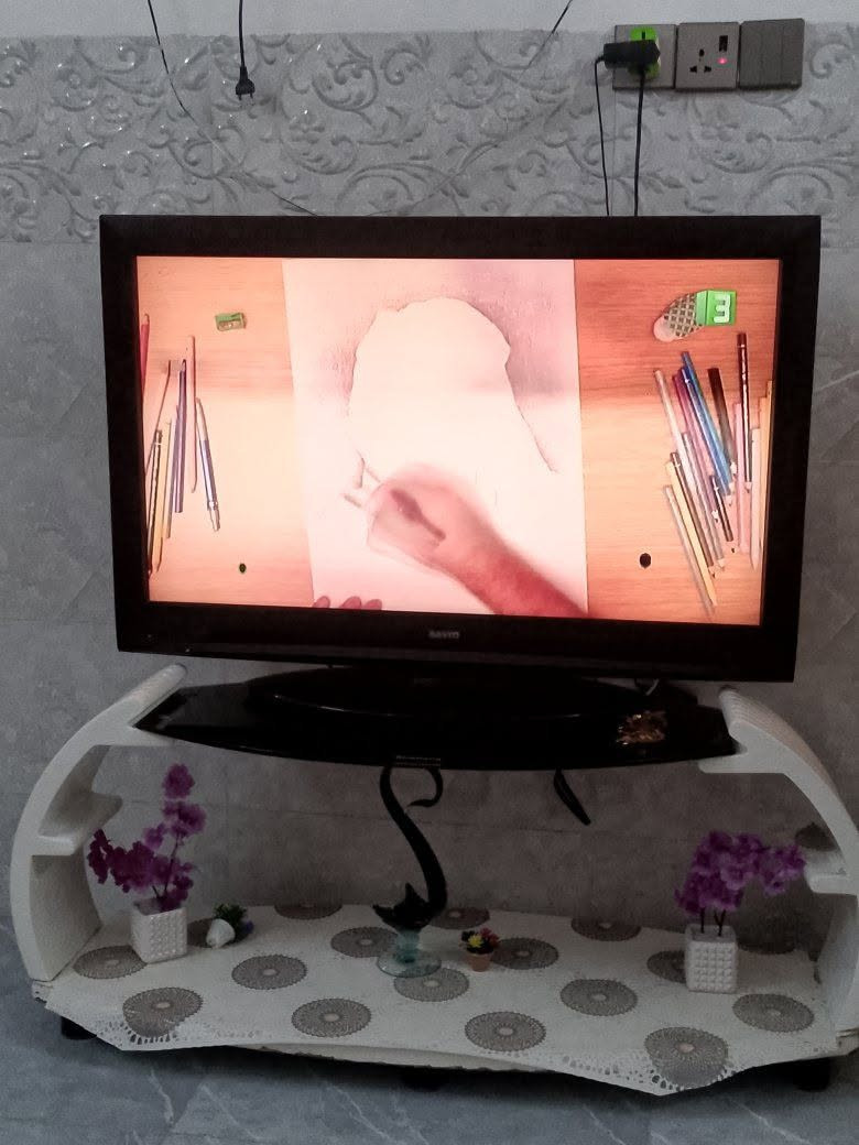 سلام عليكم 
بلازمة للبيع 
حجم 43 
نضيفة شغالة 
بس بيهه هاي بقعتين بل شاشة مامثره 
ريمون  مابيهه 
سعر 50الف 
مكاني الايسر حي السماح


**إذا كنت صاحب هذا الإعلان وتريد حذفه لأي سبب، رجاءا أرسل رسالة إلى الدعم الفني**