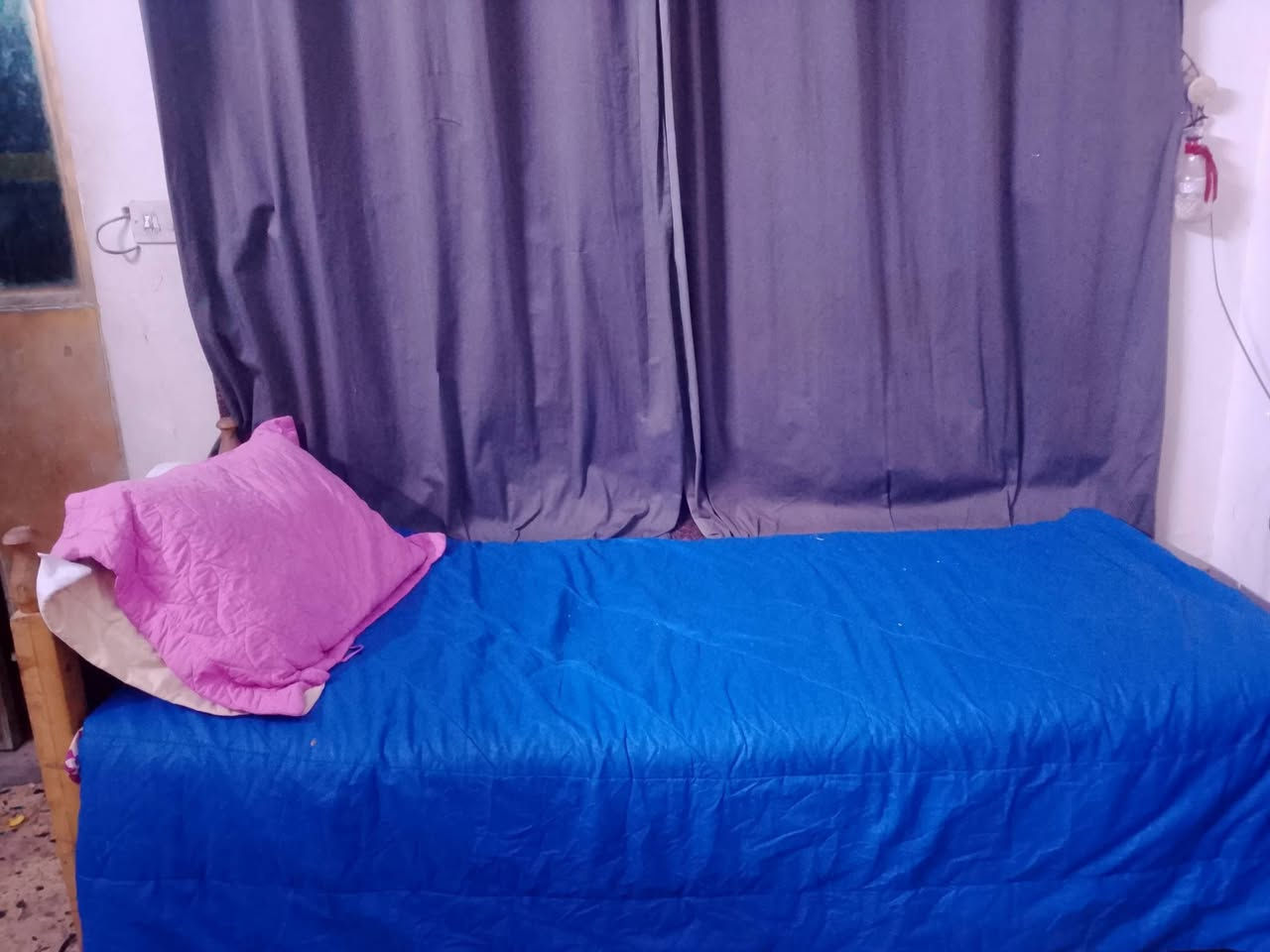 بردات مكتبي عدد ثنين وحده سعره ٢٥ وحده سعره ٢٠ جرابي عدد ثلاثة ١٢٠ مكاني الدولعي


**إذا كنت صاحب هذا الإعلان وتريد حذفه لأي سبب، رجاءا أرسل رسالة إلى الدعم الفني**