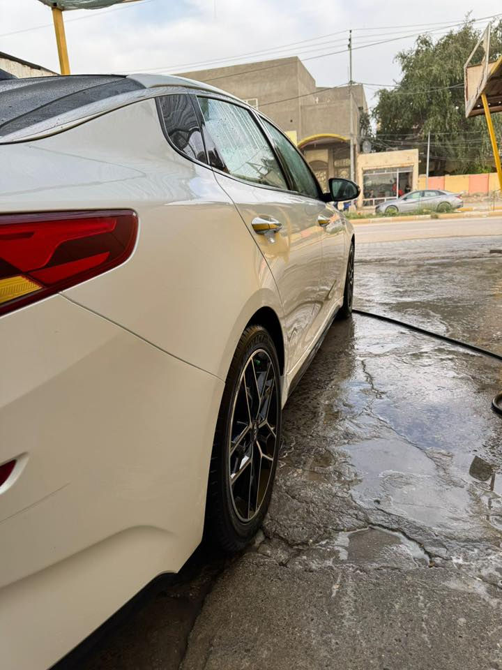 اوبتما موديل ٢٠٢٠ وارد امريكي فول مواصفات ١/١
مكينة ٢٤٠٠ GDI 
المواصفات هواي الجناية يعرفوها
ويل ١٨ رياضي   
بانورما
شاشة
بصمة تشغيل وابواب وجنطة
كشنات جلد كهرباء تدفئة وتبريد 
تحديد مسار
رادارات فول
Abs
رقم مميز  قادسية معوقين 
والمعوق موجود مضمون ١٠٠٪؜ سنة وتصير حرة السيارة وكالة اسويلك بيها
السيارة احلى من الصور بهواي يعني مال جناي ومابيها نقص برغي واحد بانزين كلة محسن اديرلها ودهن احسن نوعية حيل مداريها
حادث السيارة باب وجاملوغ مبدلات نفس اللون والباقي كفالة عامة شخط مابيها
ايرباك بردة فقط
ماشية ٧٣ الف مايل 
رايدها ١٥٩$ وبيها مجال للشراي ان شاء الله
اي استفسار بالخدمة على رقم تلفوني وبي واتساب  
***********   
مكان السيارة بالديوانية المركز
