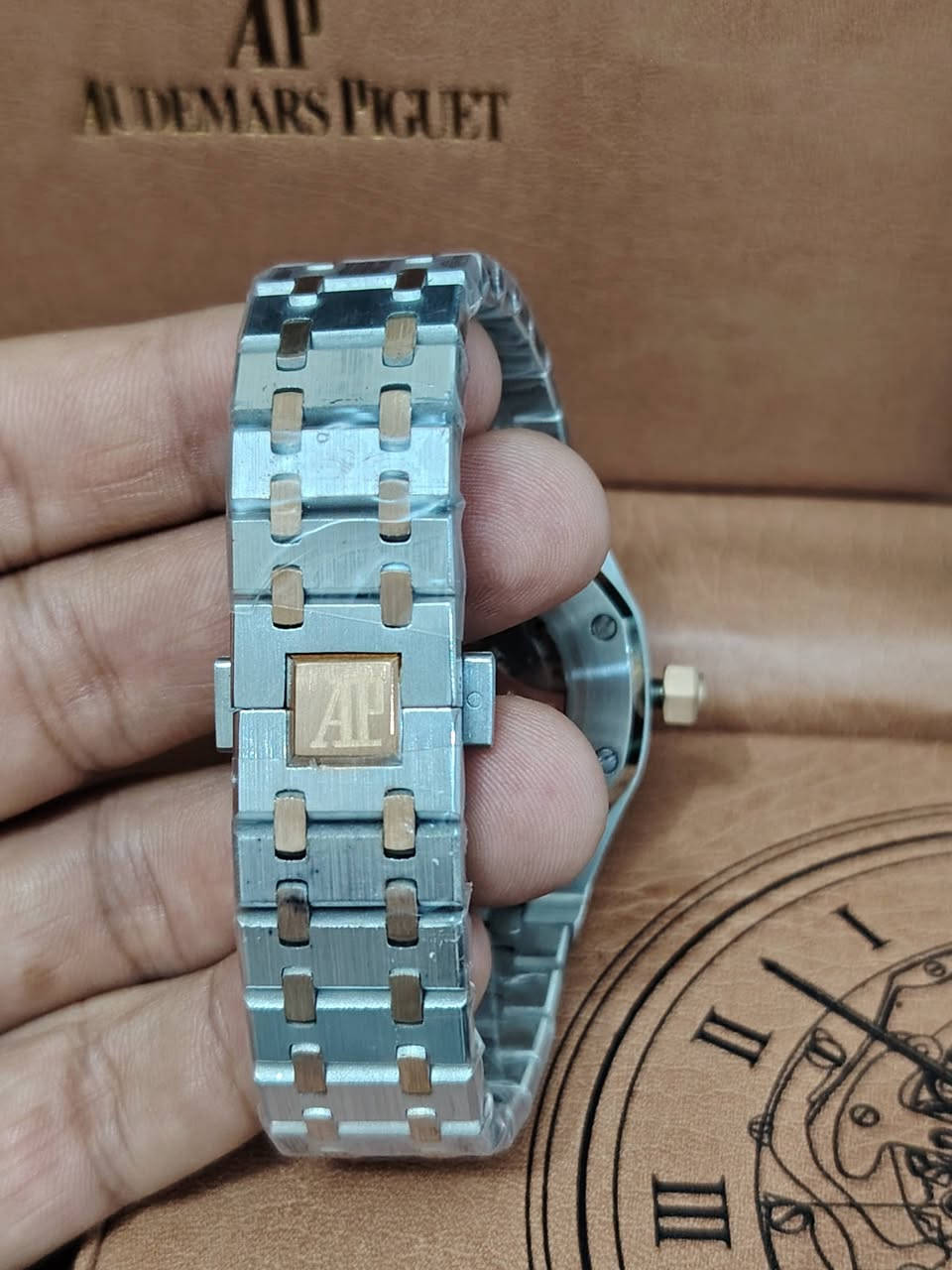 Audemars piguet Royal Oak
ماستر كوالتي - اوتماتيك
السعر ٨٠


**إذا كنت صاحب هذا الإعلان وتريد حذفه لأي سبب، رجاءا أرسل رسالة إلى الدعم الفني**