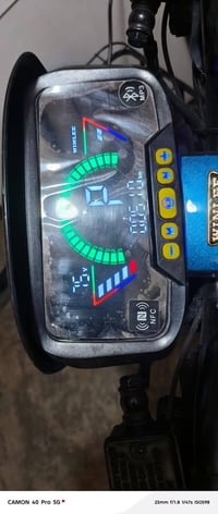 دراجه للبيع صار سبوعين من اخذتهه ار 9. 5بطاريات 2025السعر 850وبيه مجال...