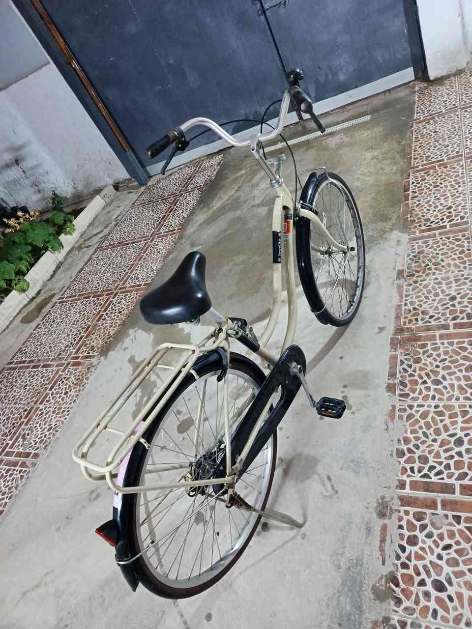 باسكل حجم 26 مال حاويه نظيف ب 80


**إذا كنت صاحب هذا الإعلان وتريد حذفه لأي سبب، رجاءا أرسل رسالة إلى الدعم الفني**