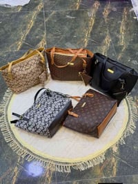 حقيبة • تصميم مميز • توصيل لجميع المحافظات