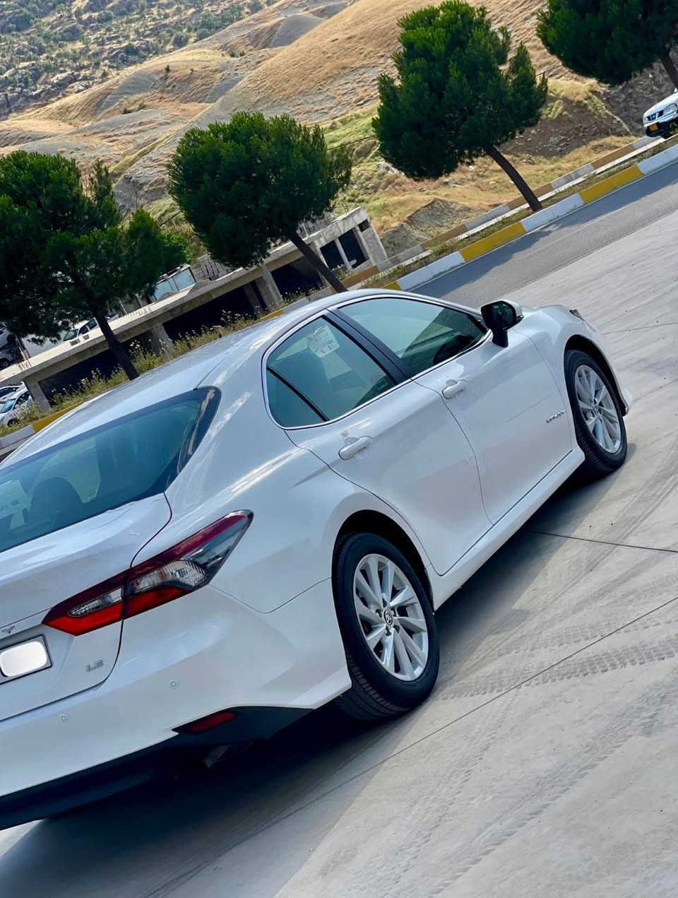 Toyota Camry 2021 Xaleje
خليجى
سفری شەریکەی هەولێرە
ماوەی رؤيشتن 40,000 کیلۆمەتر
ناو زەرد
شەریکە سەید نەهرۆ
بريّك به سمه
شاشه وكاميرا و تحديد سورحه و ئوتو هولد 
كاحيه وفسفور و سپيرى بيلادى تيدايه
 تەزرەی هەیە لەگەل یەک پیدیئار بچوک
 نرخى 205 مه جاله كى کەم
زماره موبايل ***********
تكايه موشته رى تيّل بكه جوابى نامه نادريّتهوه أربيل, العراق
