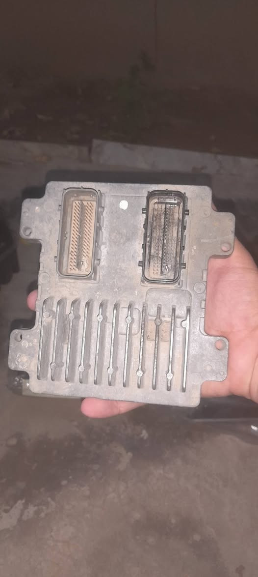 السلام عليكم غراض امبالا موديل  ٢٠١٠  محرك ٣.٥  مكاني كركوك وهذا رقمي ***********
١. عقل مال كصه سعره ٥٠ الف 
٢. فلتر شوته سعره ١٠ الف 
٣. فلتر كير سعره ١٠ الف  
٤. جبنه درايم شفت سعره ١٠ الف 
٥. فيشه سكليتر سعره ٥ الف
