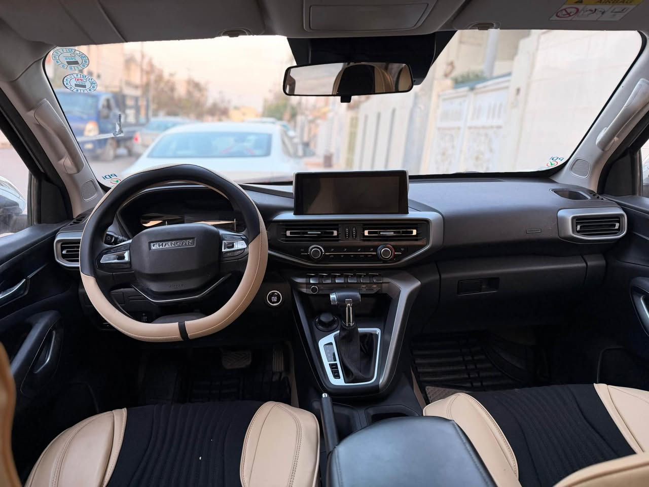 شانجان هانتر 2024 Changan Hunter 4X4
 واتساب ***********
 رقم اربيل تحويل مباشر فول مواصفات فورویل
ضمان شرکە البخيت السيارة بحالة ممتازة
محرك 2400 تيربو فور ويل 4x4 
السيارة اقتصاديه جداً بدون دوانز تستخدم بانزين عادي  
بصمة تشغيل وابواب وتشغيل عن بعد 
شاشة كبيرة و كاميرة 360 
المقاعد كهرباء متعدده نظام القيادة تحكمات استيرن 
جهتين تبريد امامي خلفي 
بدون صبغ بس بيها pdr ضغير
السعر 178 ورقة و مجال
changan hunter 4X4 شانجان هنتر پیکاب 2024 
ئۆتۆماتیک دەبڵ اکسل یەک دەستە 
سفر و زەمانی شەریکەی البخیت فول مواسفات مکینە 24 
بەسمە شاشە کامیرا 360 هەموو لاکان حساس 
گێر و مکینە قەزافی مستەربوشی
دوو کوشن کارەبا ویلکەپ 
هەمووی بەشەرتە بێ بۆیاغ بەس دوو پی دی اری بچووکی هەیە
سعر 178 وەرەقە و مجال 
*********** واتساب أربيل, العراق
