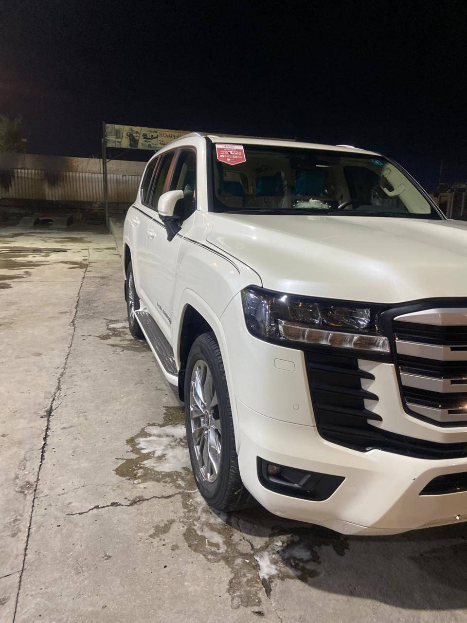 لاندكروز 2024
ساز ام التطبيق GXR محرك 4000 بدون توربو
فول مواصفات
كشنات امامي تبريد + كهرباء
8 ايرباك
داخل جلد
شاشات. خلفية وامامية 
حساس امامي خلفي
زراك لايت
تشغيل عن بعد
ماشية 34 حقيقي قابل للزيادة
كفالة عامة من كلشي 
رقم بغداد انكليزي مستلمين سنوية ولوحات باسمنا
مكانها الديوانية  
***********
