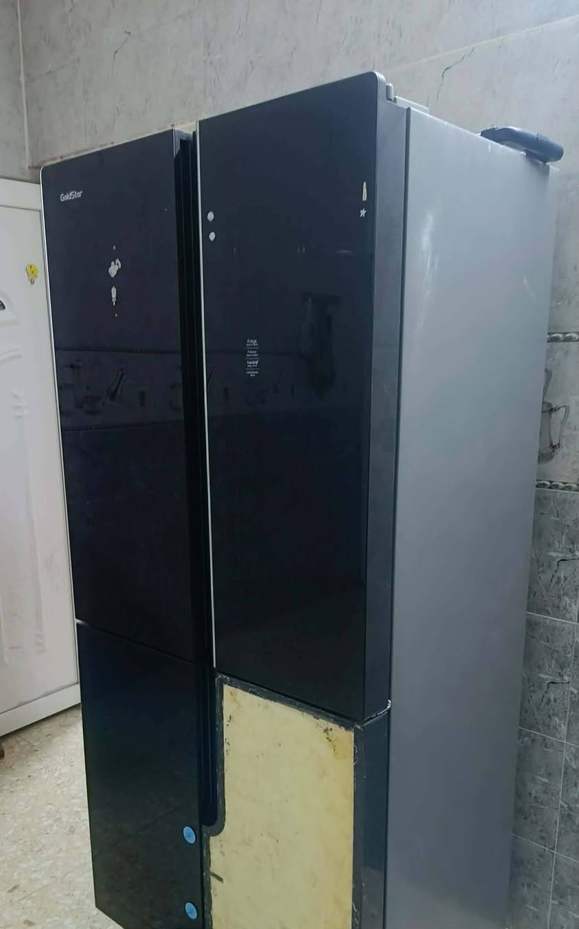 ثلاجة بابين شرط الشغل سعر ٣٥٠الف وبيه مجال مكلف ‏‪***********‬‏بالنشر اتصل على الرقم
