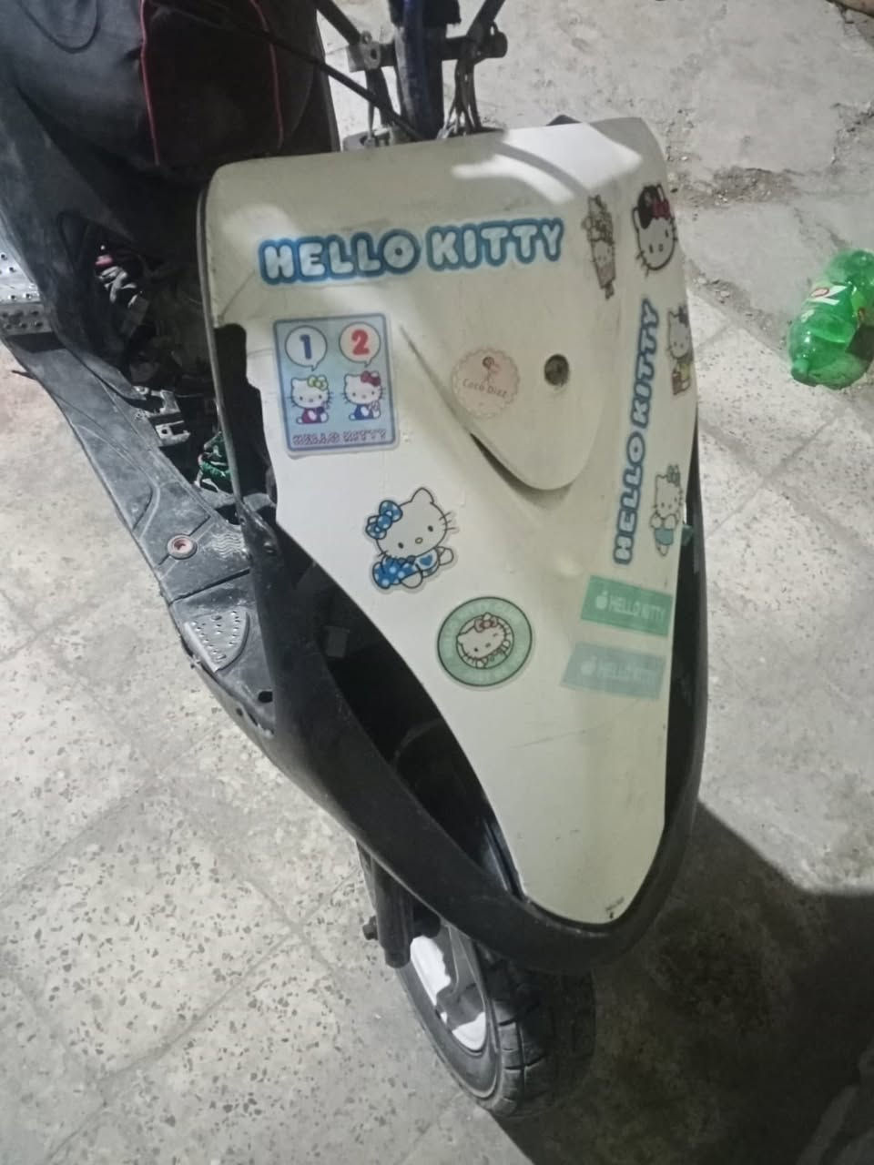 السلام عليكم ماكس لعب للبيع
دراجه اليوم طفت خلصت بنزين وطفت دراجه تعبانه بشكل مو طبيعي كدامك موضحه بالصور دراجه الله شاهد طياره بس تشلع كلب يلاا تشتغل. نقوصاتها اذب عليهه 150 ترجع كلشي مابيها كلشي يتبدل دراجه مزوده مكينتها 55 / السعر 300وبيهه مجال كلش بسيط

المكان الفلوجه حي الرساله رقم الهاتف ***********
