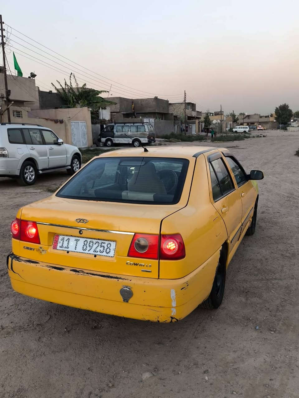 شيري للبيع
موديل 2011
جاملغ الامامي الايمن 
تبريد شغال 
السعر 27 وبيهه مجال
الرقم ***********
