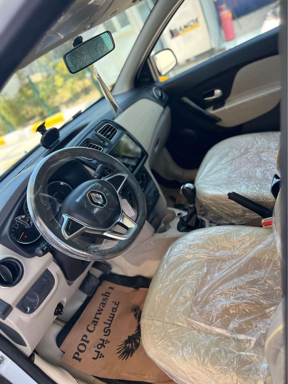 ڕینۆی سمبول 2019 سفری ئیرە.
سەیارەکە لۆک لۆک ماوەتەوە.
نمونە لە جوانی🚗
٨٦$ وەرەقە 
بێ تەرزەیە تەرزەی نیە.
2 سویچی شەریکە
40 هەزار ڕۆشتووە.
شاشە-کامێرا-بەرگە کوشن-ناو گاعی- کامل بۆی کراوە.
4 تایەی تازە-گێڕ-مەکینەی لۆکە
سەنەوی تازەیە هەزەی تازەیە.
یەک پەڵە بۆیاخی هەیە نمونە لە جوانیە.
کاڵ بونەوەی نیە ساردی نیە گەڕ بونی نیە.
(سفر حەوسەو حەفتاو یەک نۆسەتو نەوەتو دوو نەوەتو پێنج شەستو پێنج)
***********
0️⃣7️⃣7️⃣1️⃣9️⃣9️⃣2️⃣9️⃣5️⃣6️⃣5️⃣ السليمانية, العراق
