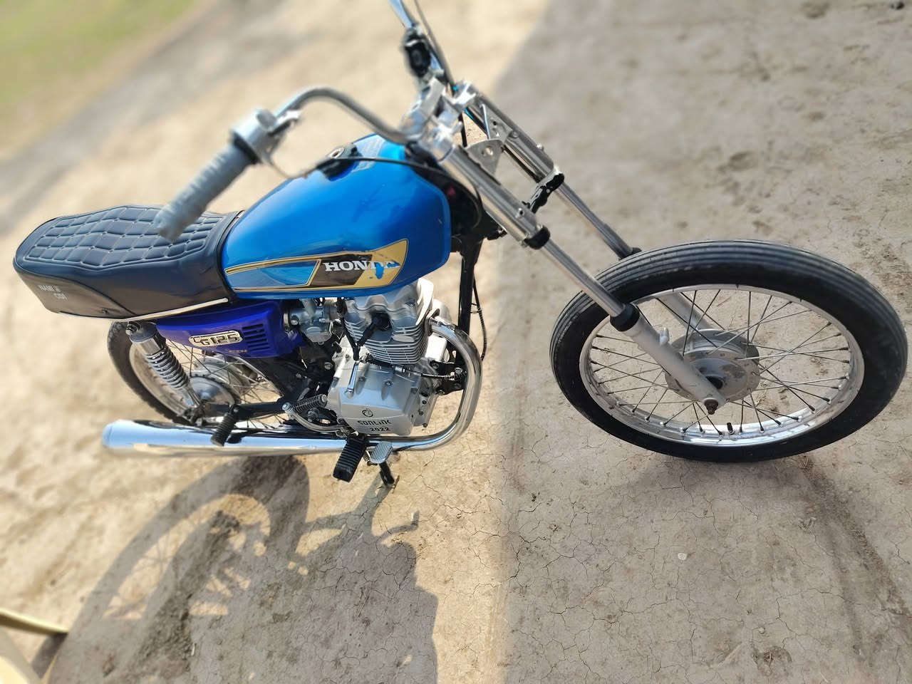 البيع كلك كلك محرك ابرو 22مفتوح بس والفات فقط. مكاني الشطره دراجه نهضه فول وشلعه تخبل اله شاهد ربع ماذب عليه. رقم الهاتف ***********. سعر 425وبيه مجال
