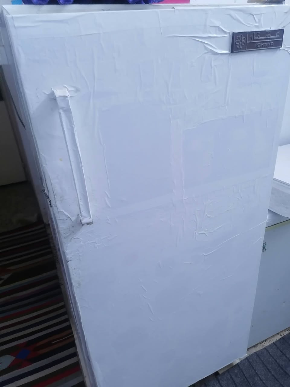 ثلاجه للبيع السعر ١٦٠
الاتصال على الرقم ***********
