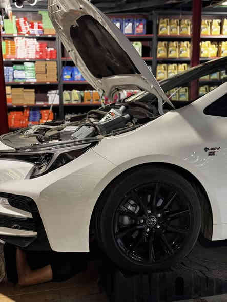 🅿️🅿️تويوتا كورلا  COROLLA 

🅿️🅿️سنة الصنع 2025🌹 ٢٠٢٥

🅿️🅿️سيارة هايبرد نظام الكهرباء الهجين HYBRID COROLLA 

    🇮🇶🇮🇶شكل لمريكي LEVIN 🇮🇶🇮🇶

🅿️🅿️عداد المسافه المقطوعه ٣٧٠٠٠ 

🅿️🅿️للون ابيض 🤍🤍🤍🤍

🅿️🅿️فول واحد ع واحد فتحة سقف سلايد روف  

              👇    👇    👇 

   🇮🇶سعرلسيارة يكون 23000000 مليون دينارعراقي 😍 

🅿️🅿️مرقم بغداد مشروع وطني لوحات جديدأ رمز11

🅿️🅿️بلاك ادشن BLAK TOOP S 

🅿️🅿️كراسي كهرباء 

🅿️🅿️سبايدرخلفي 

🅿️🅿️رادار امامي لمنع التصادم وضبط المسافات 

🅿️🅿️حجم المحرك 1800cc

🅿️🅿️داخل جلد أحمر 🛑

🅿️🅿️رقم بغداد مشروع وطني رقم الجديد رمز 11 

      ⏪  2️⃣0️⃣2️⃣5️⃣  ⏩

🅿️🅿️للاستفساراكثر اتصل على الأرقام التالية 🔷
***********
***********
