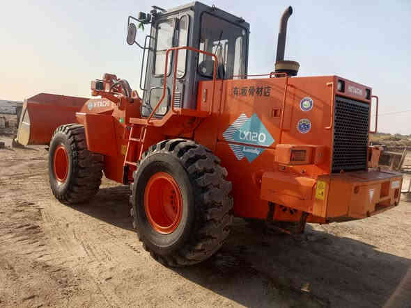 لبيع هيتاشي حجم 65 محرك هينو بم ونوزا محسن كير اربع4نمر ليبر هيدر تبريد تتفئ دكمه طسه  كفاله عامه دخول جديد *********** الديوانية سومر
