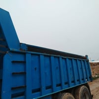 شاحنة • للبيع